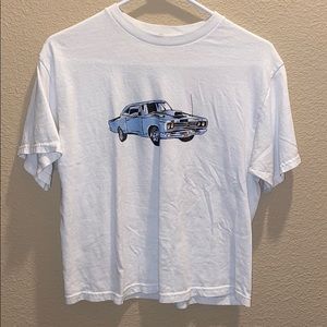 Super cute white cropped T-shirt🤍